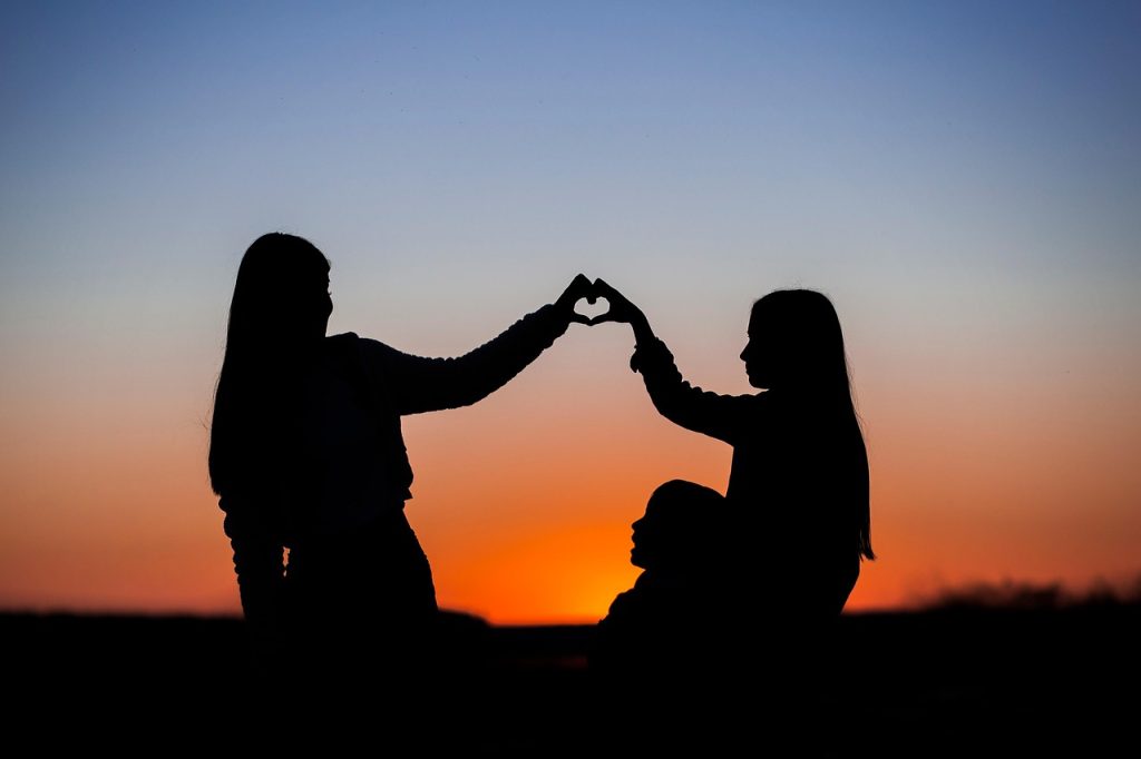 sisters, heart, sunset, sunrise, silhouette, gesture, backlight, love, family, girls, friends, friendship, sunlight, melancholy, serenity, peaceful, dawn, dusk, dark, nature, friendship day, friendship, friendship, friendship, friendship, friendship, bonds